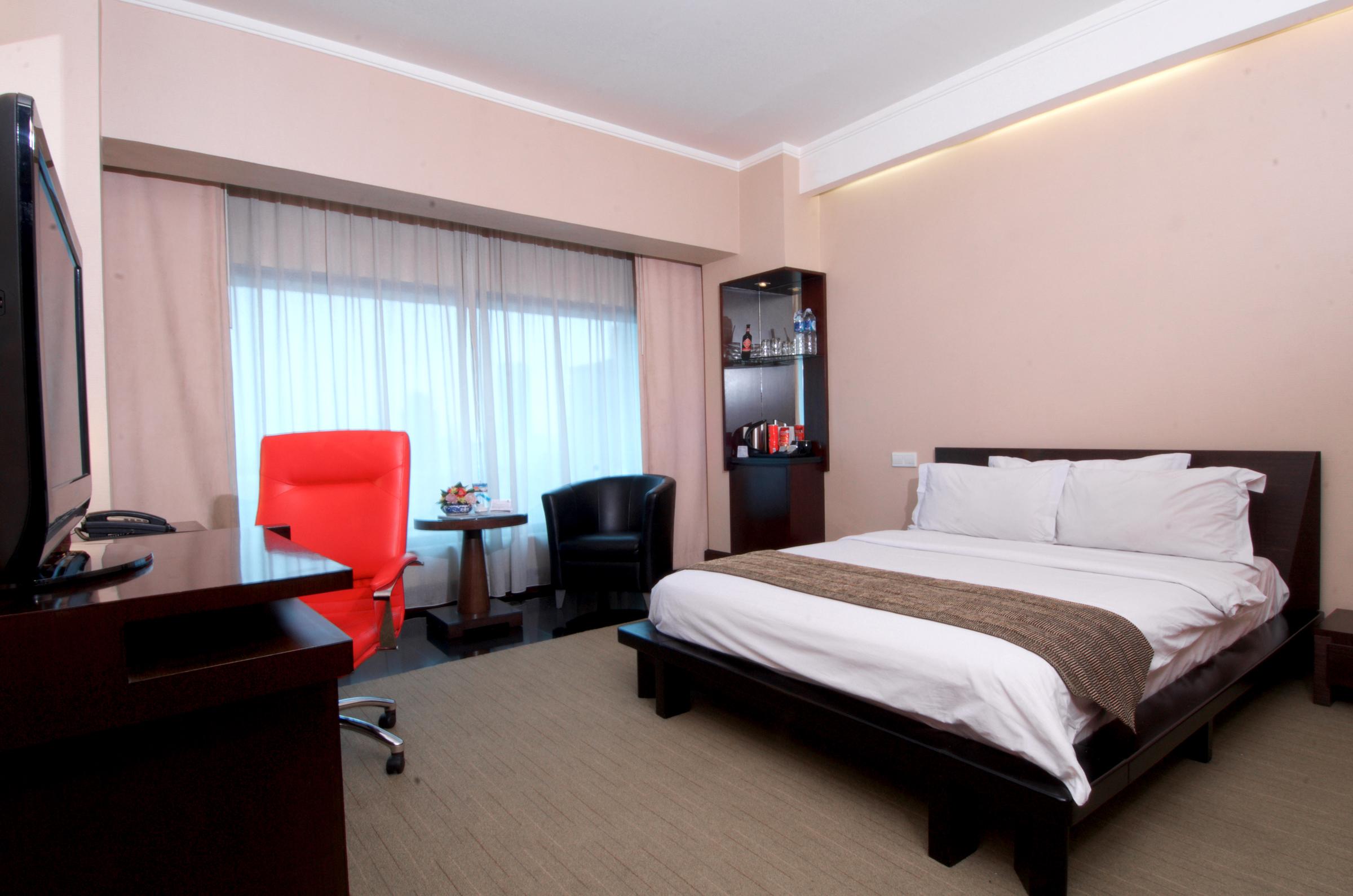 Manhattan Hotel Jakarta Exterior foto
