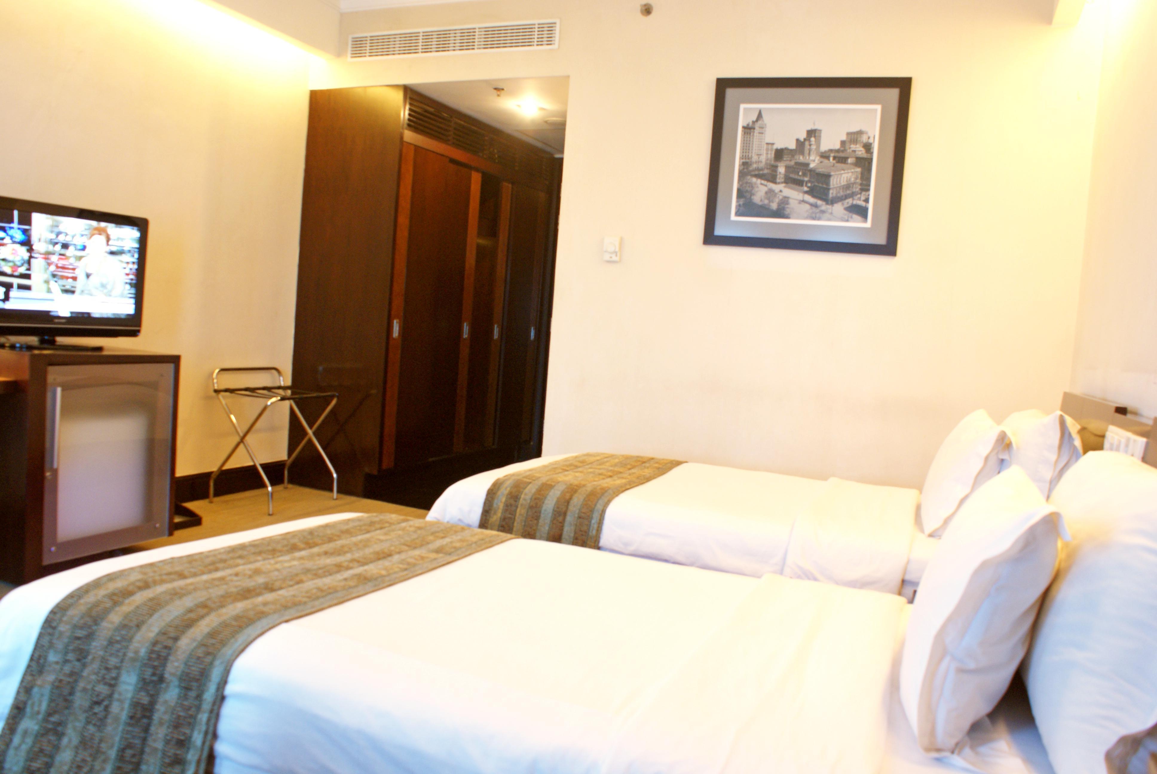 Manhattan Hotel Jakarta Exterior foto