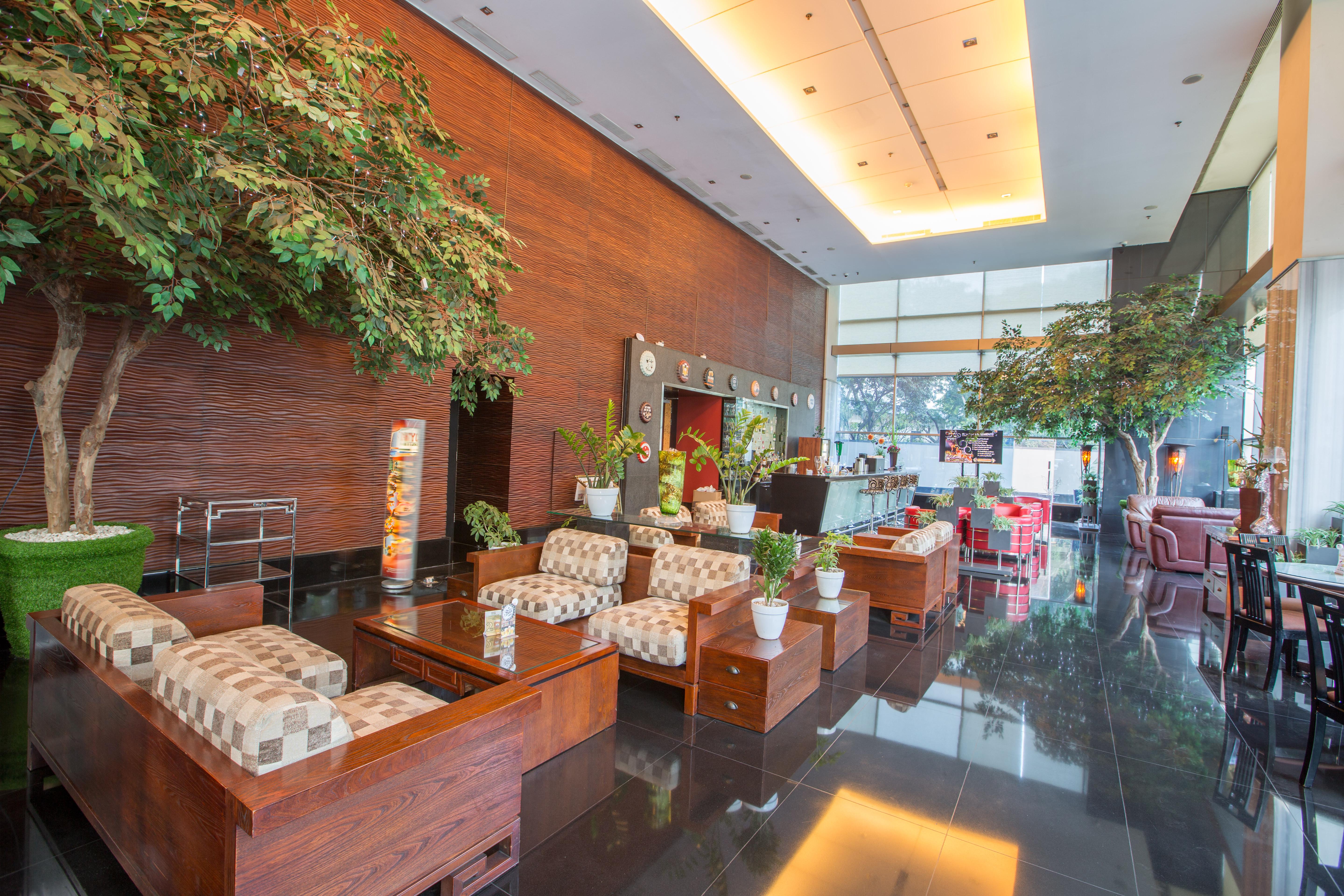 Manhattan Hotel Jakarta Exterior foto