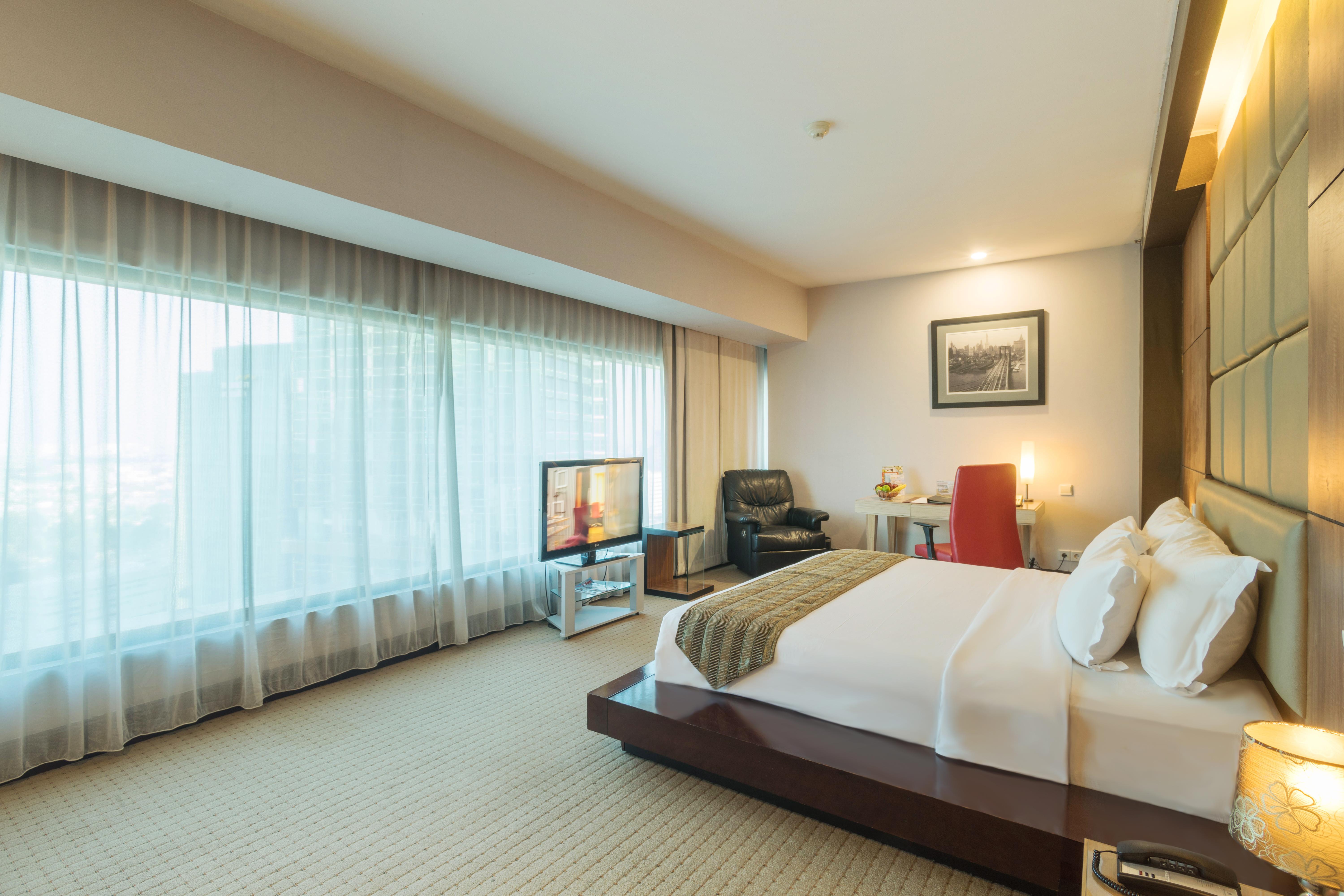 Manhattan Hotel Jakarta Exterior foto